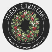 ホリーリースレッドベリーパーソナライズされたクリスマス ラウンドシール (正面)