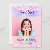 ホログラフィックピンクの写真の誕生日サンキューカード 招待状 (正面)
