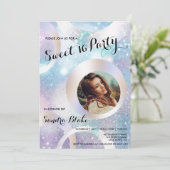 ホログラフィモダンック箔あなたの写真ホログラフを追加 招待状 (スタンド正面)