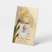 ホワイダブルダッフォディル葬祭記念碑 台座サイン (正面)