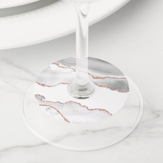 ホワイトおよびバラ金ゴールドアゲート ワイングラスタグ (クローズアップ)