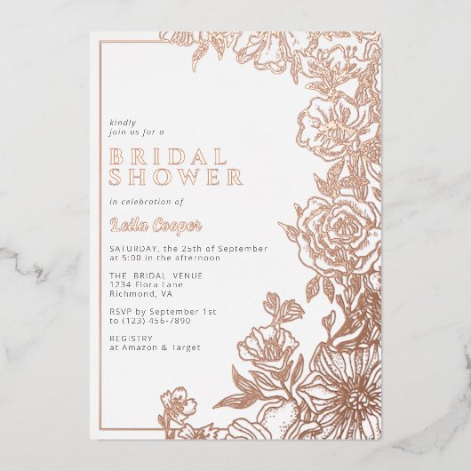 ホワイトおよびバラ金ゴールド |エレガントフローラブライダルシャワー 箔招待状 (正面)