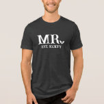 ホワイトこうもりゴシック設立日結婚付 トライブレンドＴシャツ<br><div class="desc">ゴシックはMR Tシャツをパーソナライズされたお客様の日付と結婚したこうもりに置き換えた。大きな白い文字でMRとゴシックの新郎のために、このティーで正式に夫になった時に世界を表示し、こうもりをドットとし、あなたの日付の下結婚に。ハロウィーンの夫Tシャツとデザインクール付きゴシックハビー。新しい結婚お客様の祝記念日に結婚最適！妻買もTシャツを着る方が好い。</div>
