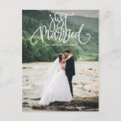 ホワイトたった今結婚しましたレタリング結婚写真 案内ポストカード (正面)