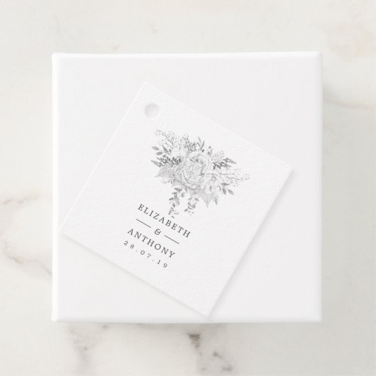 ホワイトとシルバーのヴィンテージ結婚バラ フェイバータグ (インサイチュ)