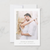 ホワイトとセージエレガント文字とフォトQRコード セーブザデート (正面)