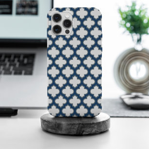 ホワイトとネイビーブルートレリス、ラティス、クローバー iPhone 15 PRO MAXケース