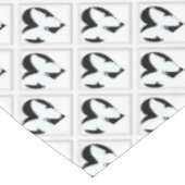 ホワイトのバタフライハート テーブルクロス (アングル)