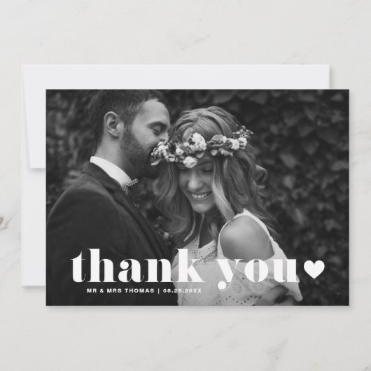 ホワイトはっきりしたレトロタイポグラフィ結婚写真 サンキューカード (正面)