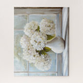 ホワイトアジサイ、コテージコア、ヴィンテージスタイル ジグソーパズル (縦)