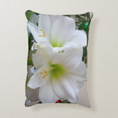ホワイトアマリリスとクリスマスツリー アクセントクッション (裏面(縦))