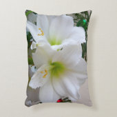 ホワイトアマリリスとクリスマスツリー アクセントクッション (正面(垂直))