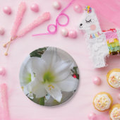 ホワイトアマリリスとクリスマスツリー ペーパープレート (パーティー)