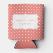 ホワイトアンドコーラルピンク水玉模様結婚ズ 缶クーラー (正面)