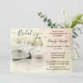 ホワイトアンドシルバーティーカップきらめくブライダルシャワーティー 招待状 (スタンド正面)