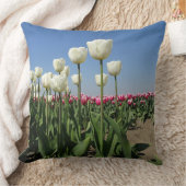ホワイトアンドピンクチューリップフィールド装飾用クッション クッション (ブランケット)