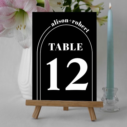ホワイトアーチとタイポグラフィブラック結婚ミニマリスト テーブルナンバー