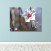 ホワイトアーモンドフラワーナチュラル春ライトエレガント キャンバスプリント (インサイチュ (ウッドフロア))