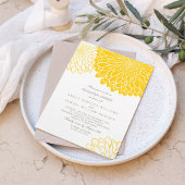 ホワイトイエローキクシンプルロリハーサルディナー 招待状