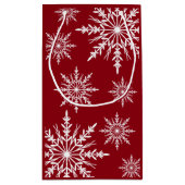 ホワイトウィンタースノーフレークオンレッドハッピーホリデーズ スモールペーパーバッグ (裏面)