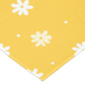 ホワイトエレガントデイジーフラワーサニーイエローブランチ テーブルクロス (アングル)