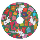 ホワイトエレファントクリスマスプレゼント緑の背景 ブラッシュドポリエステルツリースカート (正面)