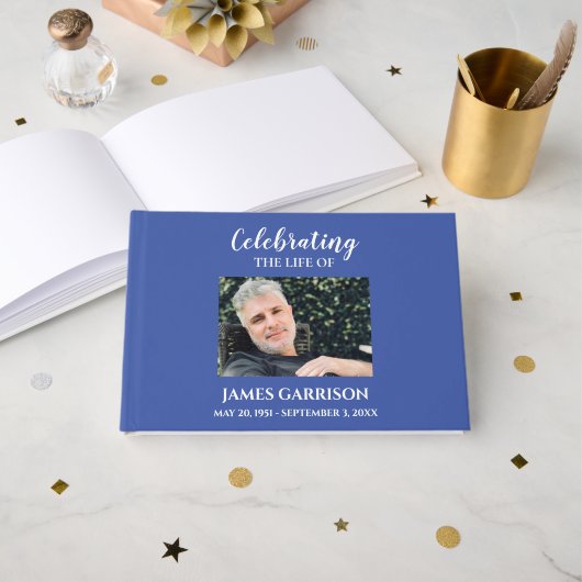 ホワイトオンブルーお祝いのPhoto Guestで生活 ゲストブック (正面見開き)