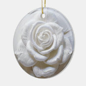 ホワイトオンホワイト – スカルプトバラ セラミックオーナメント (左)