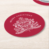 ホワイトオンレッドスカンジナビアフォークアートクリスマスツリー ラウンドペーパーコースター (アングル)