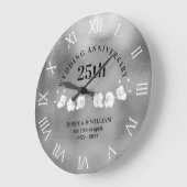 ホワイトオーキンスシルバー結婚ズ記念日の記念 ラージ壁時計 (傾斜)