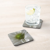 ホワイトキクのコルクコースター コースター (右側)