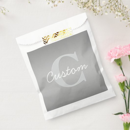 ホワイトキュロシアンドグレーモノグラム | 編集可能な色 フェイバーバッグ (封をした状態)