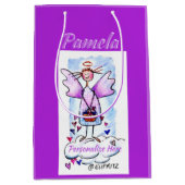 ホワイトクラウドで微笑む紫の天使とハート ミディアムペーパーバッグ (正面)