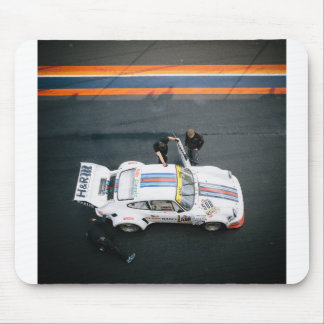 ホワイトクラシックレースカー マウスパッド