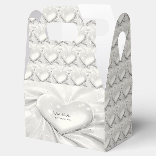 ホワイトクリエレガントームハート特典ボックス フェイバーボックス (オープン)