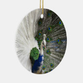 ホワイトクリスマスの白い孔雀のオーナメント セラミックオーナメント (右)
