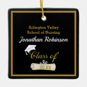 ホワイトグラッドキャップ及びディプロマセラミックオーナメント セラミックオーナメント (正面)