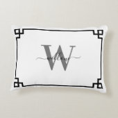 ホワイトグレーブラックギリシャ鍵 モノグラムの アクセントクッション (裏面)