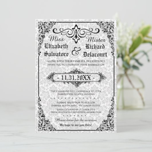 ホワイトゴシックダマスビクトリアンク結婚式招待状 招待状 (スタンド正面)