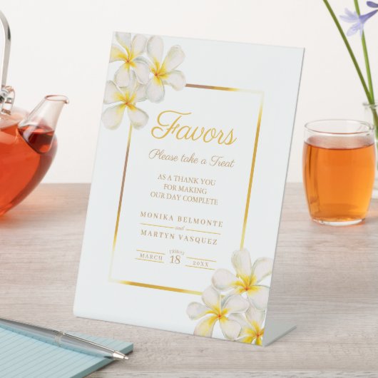 ホワイトゴールデンフランジパニ熱帯結婚式の引き出物 台座サイン (インサイチュ)