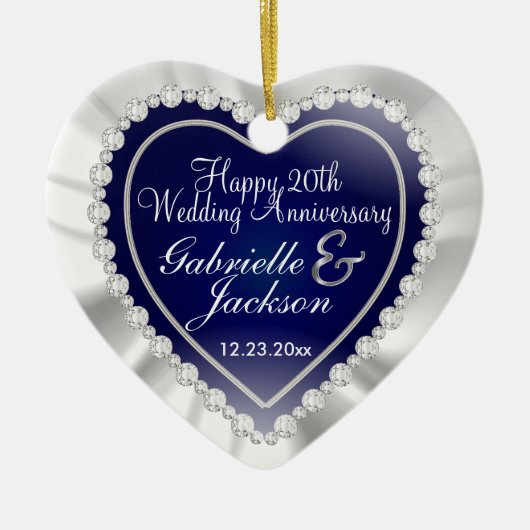 ホワイトサテン&ダイヤ結婚ズキープサケ |ネイビーブルー セラミックオーナメント (正面)