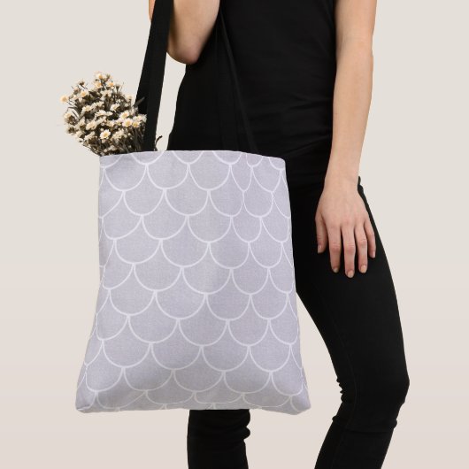 ホワイトシェル型マーメイドスケール模様 トートバッグ (クローズアップ)