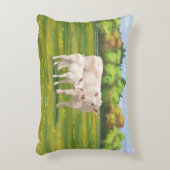 ホワイトシャロレカウカートカーフ牛 アクセントクッション (正面(垂直))