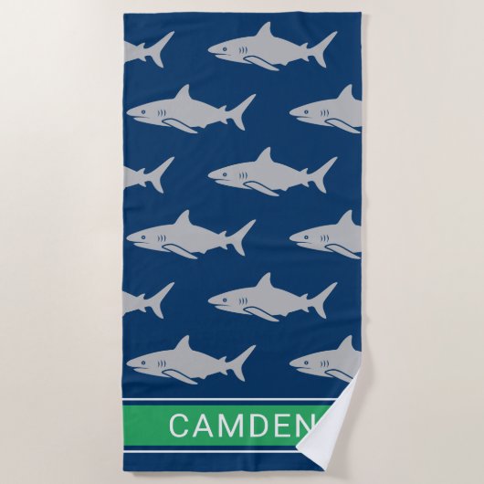 ホワイトシャーク素晴らしネイビーグリーン名前をカスタムする ビーチタオル (正面)