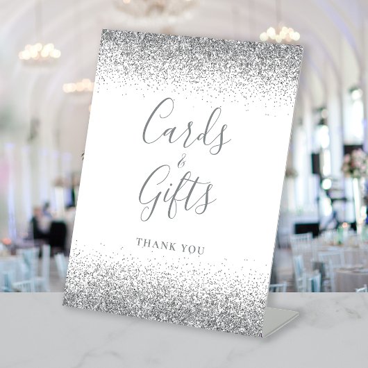 ホワイトシルバーグリッターウェディングカードとギフト 台座サイン