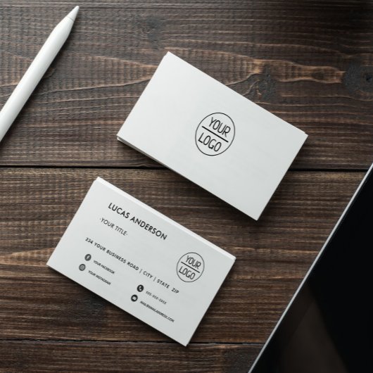 ホワイトスクフェミニンリッカスタムトのロゴソーシャルメディアバス 名刺