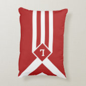 ホワイトストライプとシェブロンの赤とモノグラム アクセントクッション (裏面(縦))
