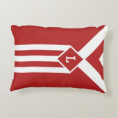 ホワイトストライプとシェブロンの赤とモノグラム アクセントクッション (裏面)