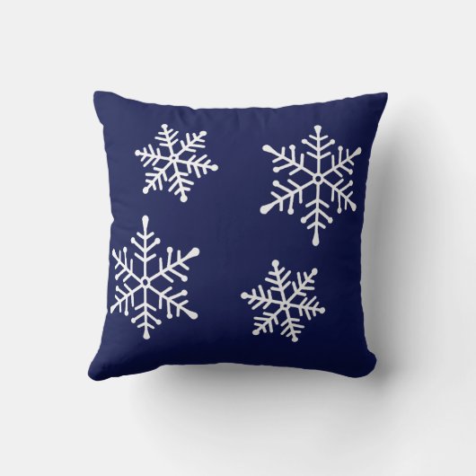 ホワイトスノーフレークスオンネイビーブルー装飾用クッション クッション (裏面)