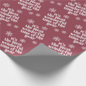 ホワイトスノーフレーク最も素晴らしいタイム文字オンマルーン ラッピングペーパー (角)
